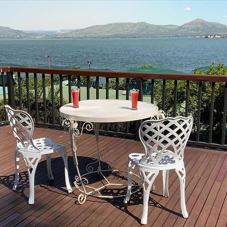 Marina Views Guesthouse Hartbeespoort Buitenkant foto